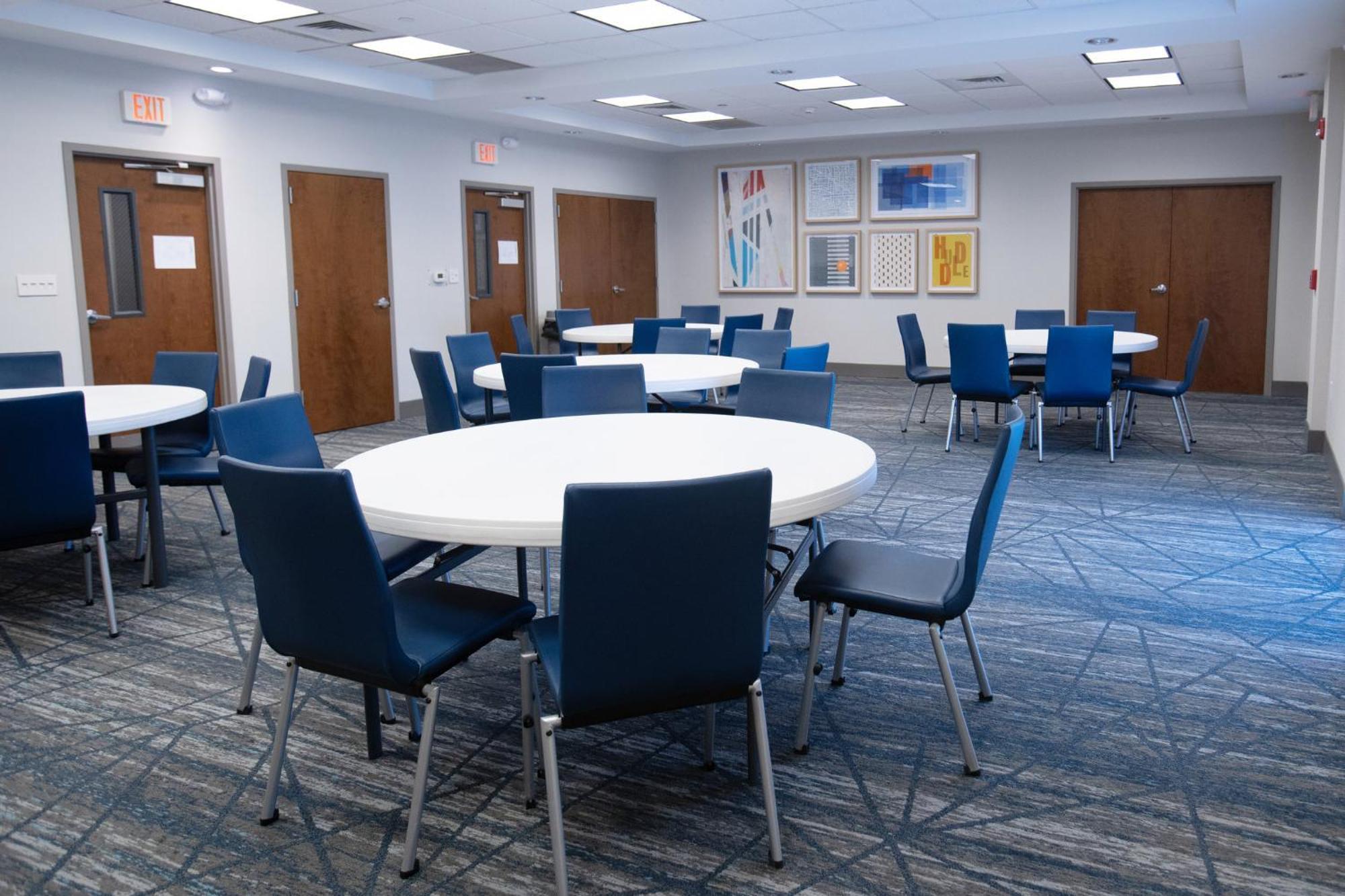 Holiday Inn Express Pembroke By Ihg Exterior foto